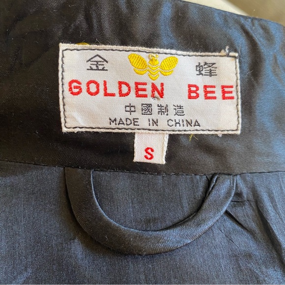 Vintage XS/S silk black heavily embroidered jacket. - Picture 9 of 9